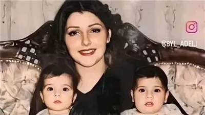 ام تنشر صورتها مع اولادها بعدما اصبحوا شباب جمالهم مش طبيعي