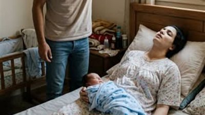 مراتي كل ما ترضع ابني تشهق شهقة عالية