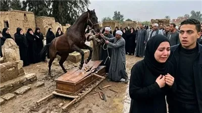 حصان اقتحم المقاپر أثناء جنازة مزراع